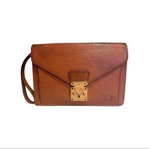 Louis Vuitton Dragonne Clutch Brown